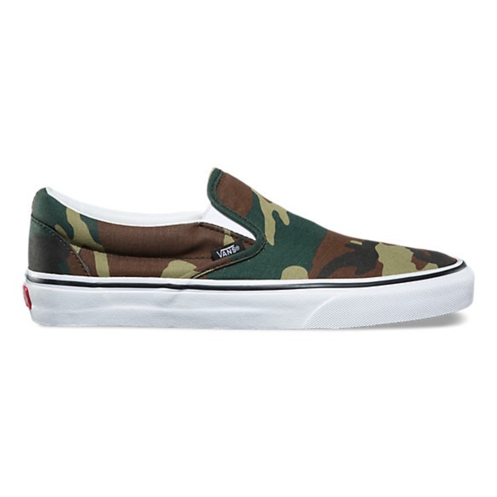 ➕NWOT➕Camo Vans